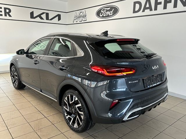 Fahrzeugabbildung Kia XCeed Vision 1.5 T-GDI LED Kamera Spurhalteass.