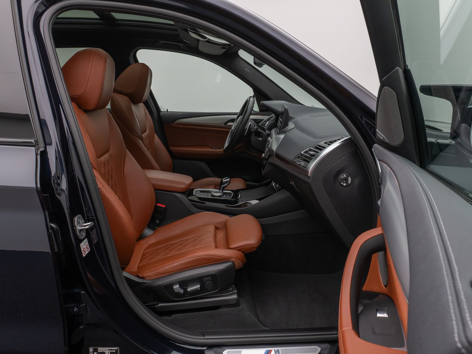 Fahrzeugabbildung BMW X3 M40d Panorama Laser 360°HUD DAB H/K 20Zoll