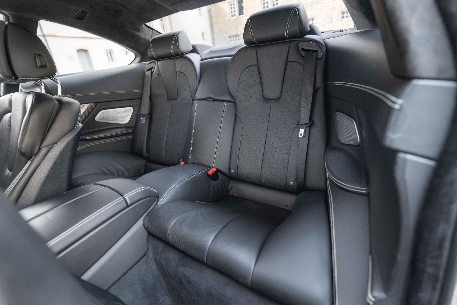 Fahrzeugabbildung BMW M6 Competition 1/100  B&O 360° Carbon LED