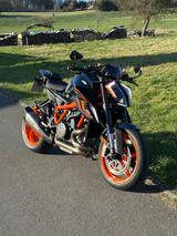 KTM 1290 Super Duke R evo - KTM 1290 Super Duke R EVO