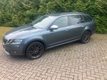 Skoda Octavia - 2