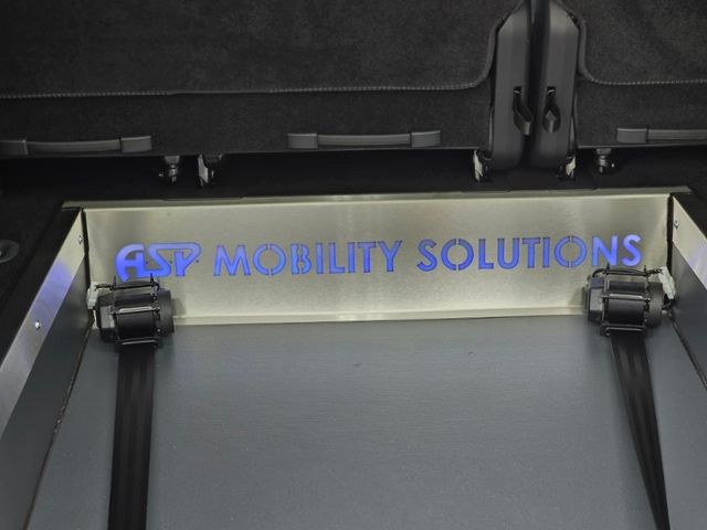 Fahrzeugabbildung Volkswagen Caddy Life Maxi Rollstuhltransport