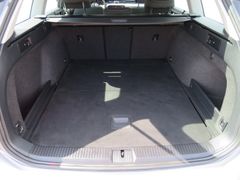 VW Passat Variant 2.0 TDI Business DSG LED Nav digi VW Passat Variant 2.0 TDI Business DSG LED Nav digi