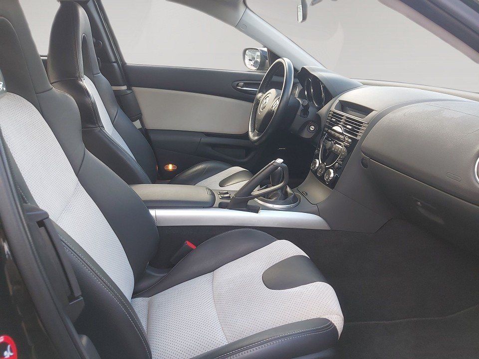 Fahrzeugabbildung Mazda RX-8 L REN 231PS 4T 6GS AL-40TH ANNI