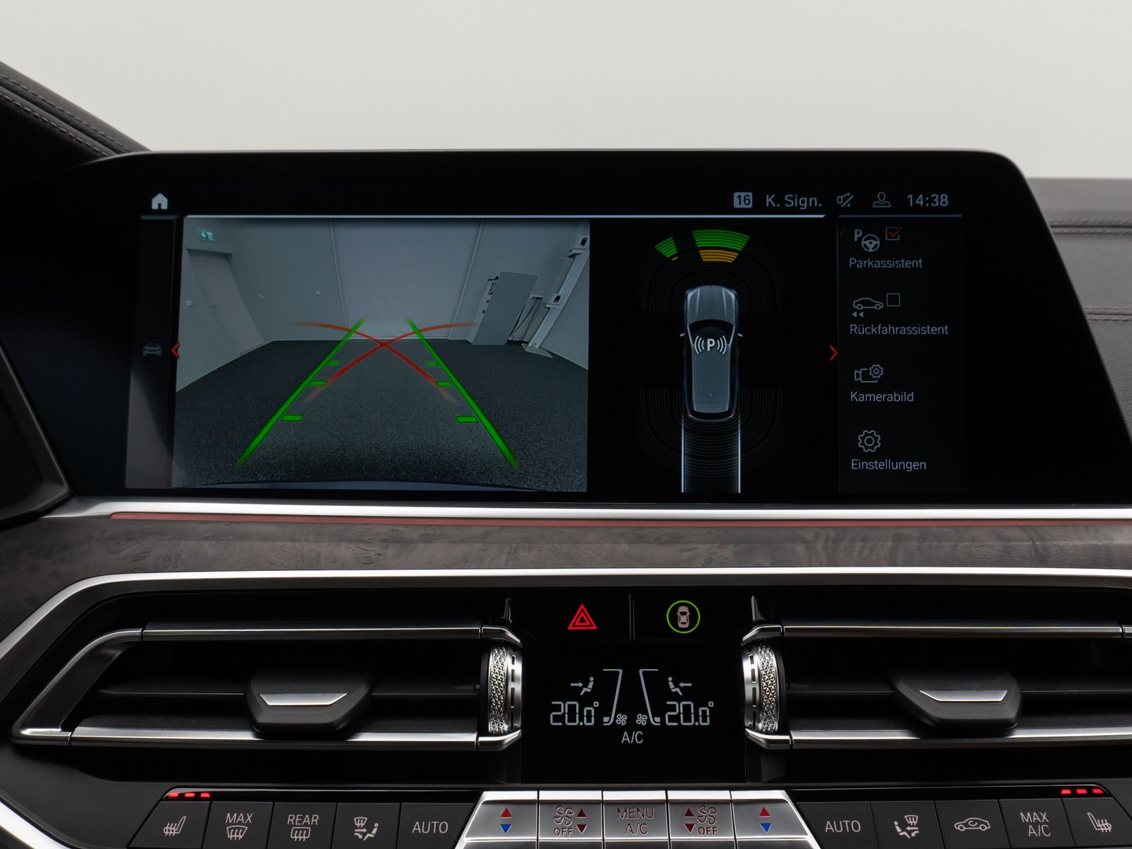 Fahrzeugabbildung BMW X5 xD30d M Sport Laser DAB HiFi AHK DiplayKey