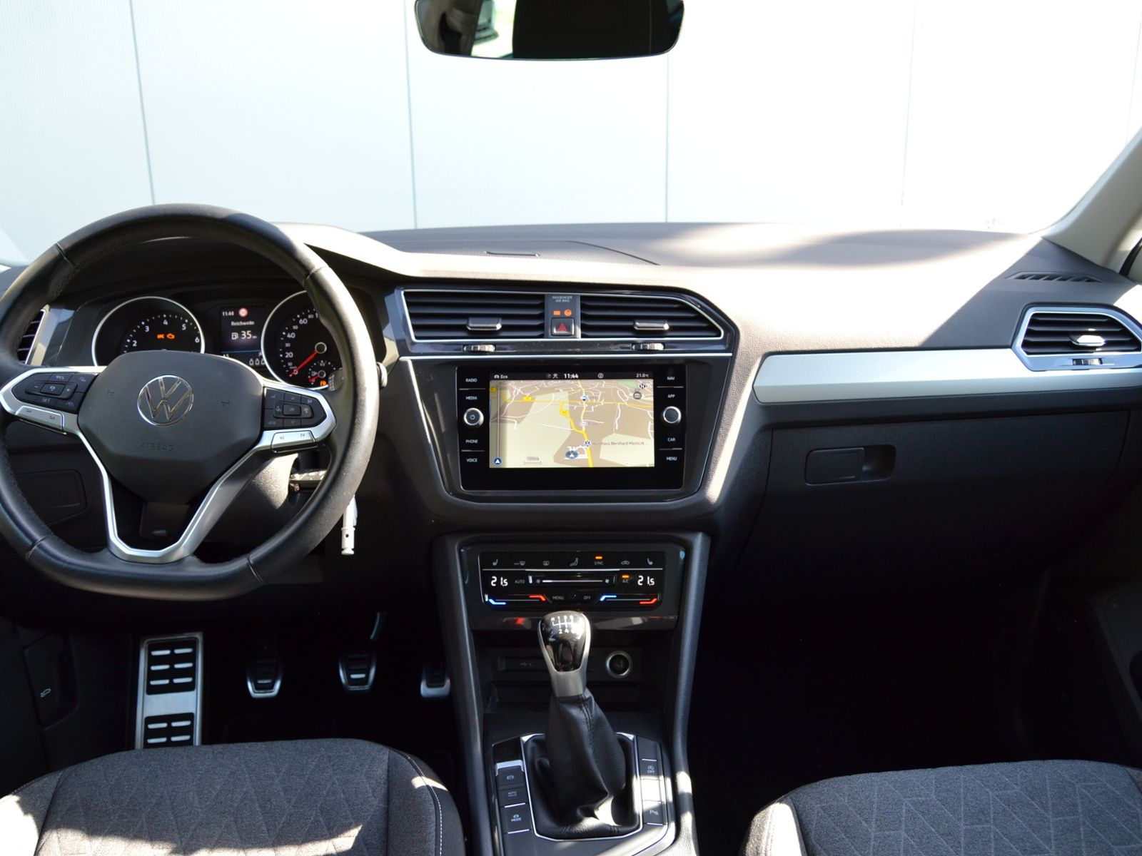 Tiguan 1.5 TSI Move AHK/IQ.DRIVE/LED/18-ZOLL/NAV