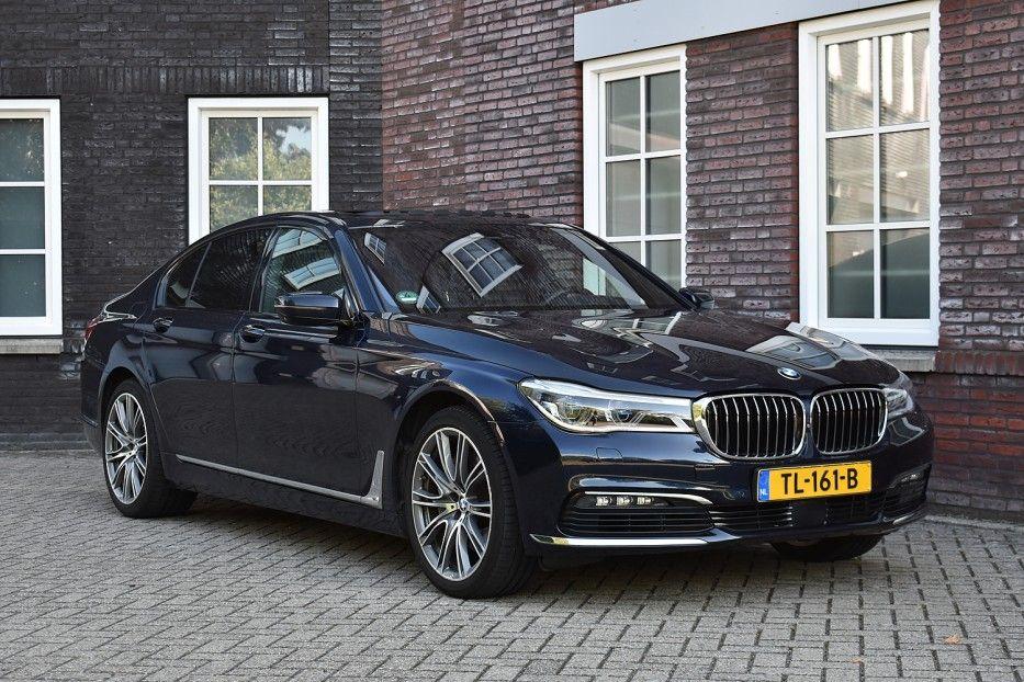 BMW 750