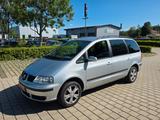 Seat Alhambra 1.9 TDI 4-Motion Allrad Xenon / 7-Sitze - Seat Alhambra mit Diesel-Antrieb: Kleinbus, 1.9