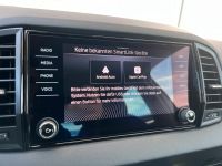 SKODA Karoq 1.5 TSI DSG SHZ TEMP AHK KAM LED 5J GAR bei Autohaus Landmann & Maier OHG