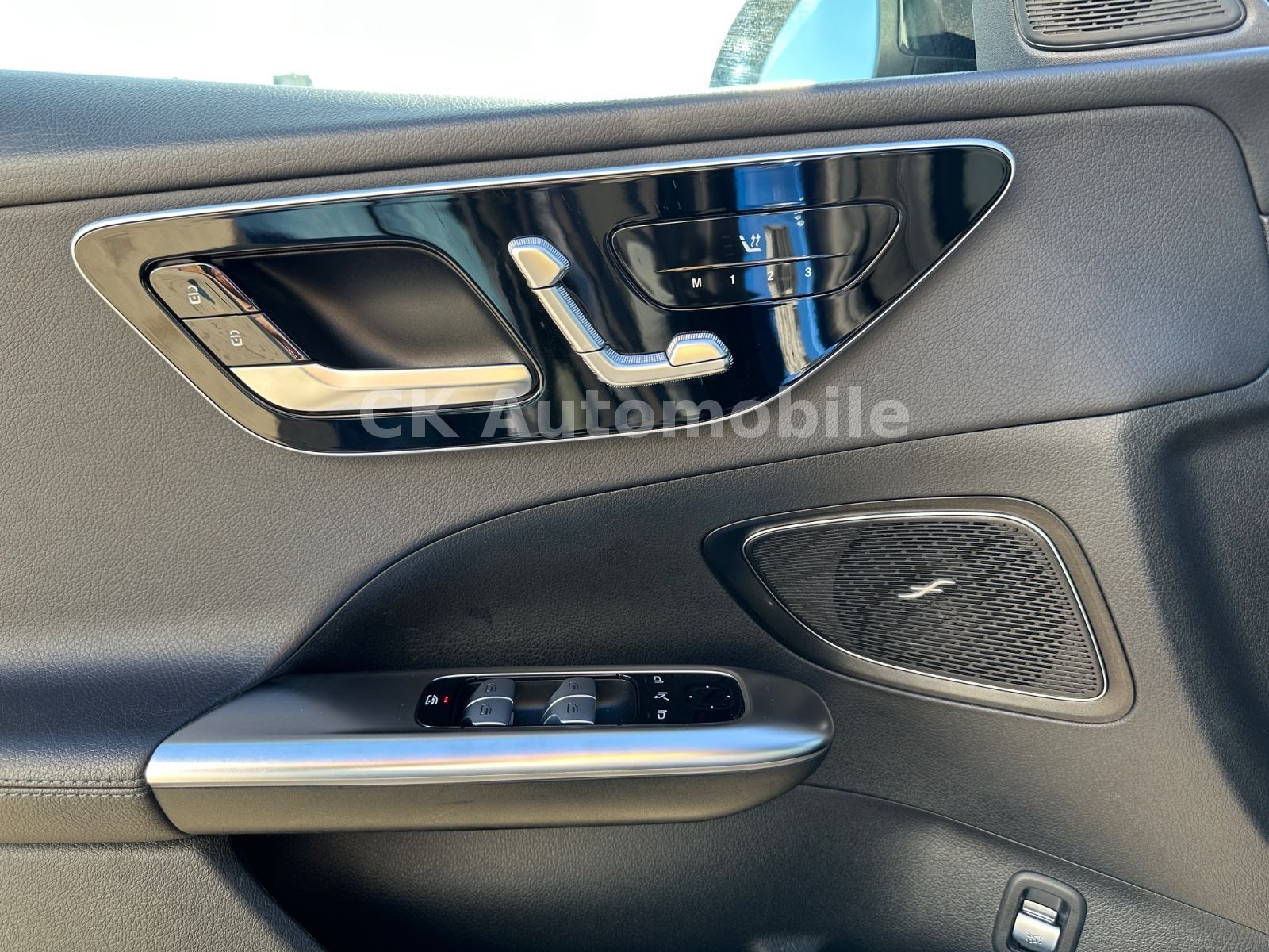 Fahrzeugabbildung Mercedes-Benz C 220d 4Matic All Terrain Avantgarde/Pano/360°K