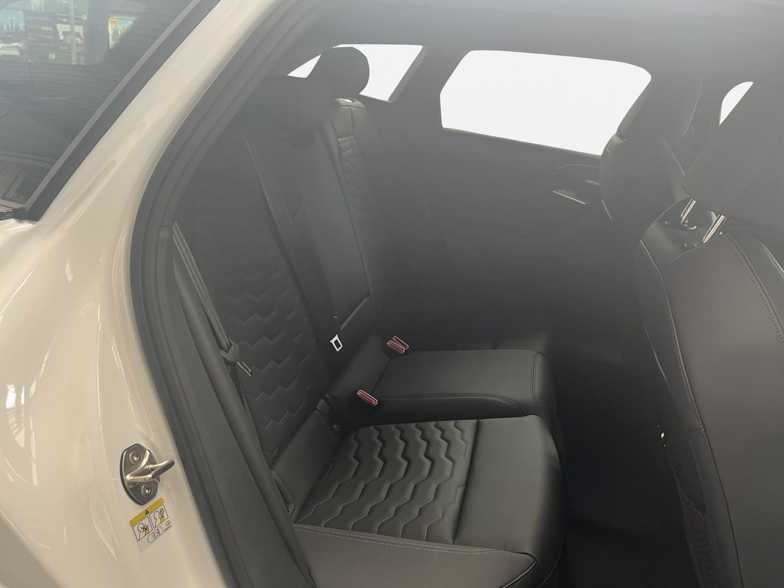 Audi A6 e-tron - Bild 12