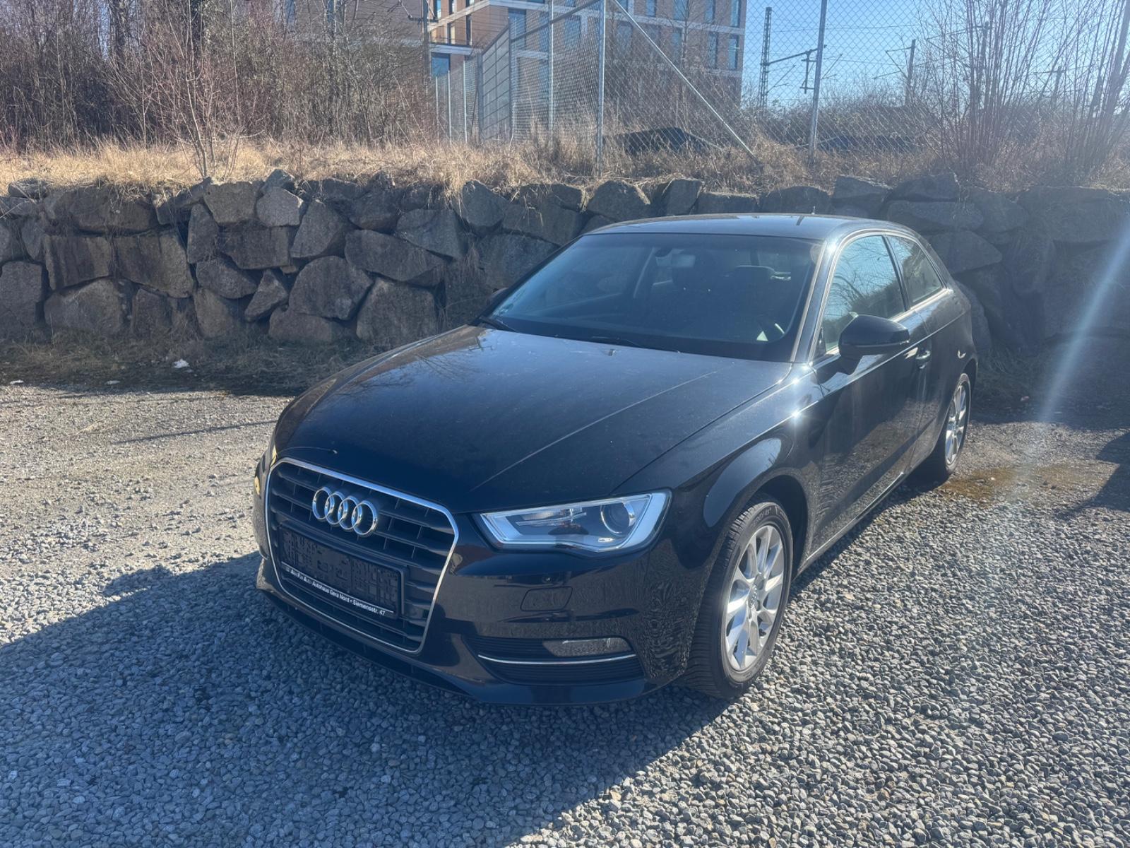 Audi A3 1.6 TDI Attraction Automatik