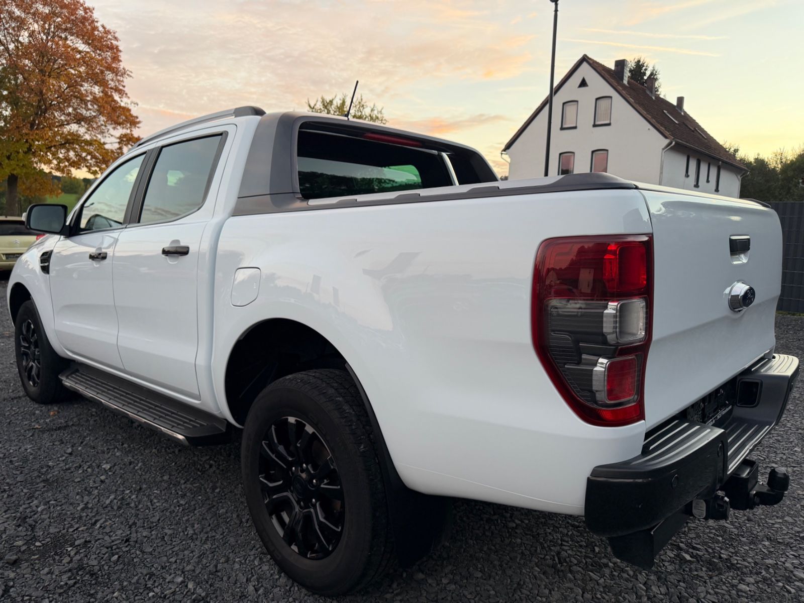 FORD Ranger Wildtrak Doppelkabine 4x4/LED/TEMPO – Foto 5