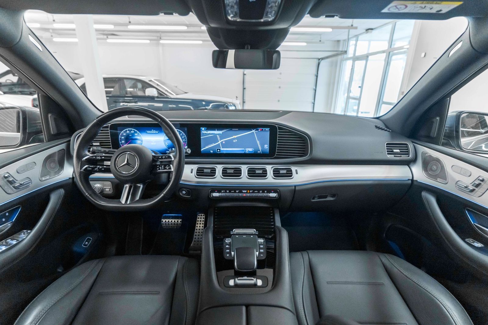 Fahrzeugabbildung Mercedes-Benz GLE 350de 4Matic AMG 3D KAM BURMESTER ACC LUFT