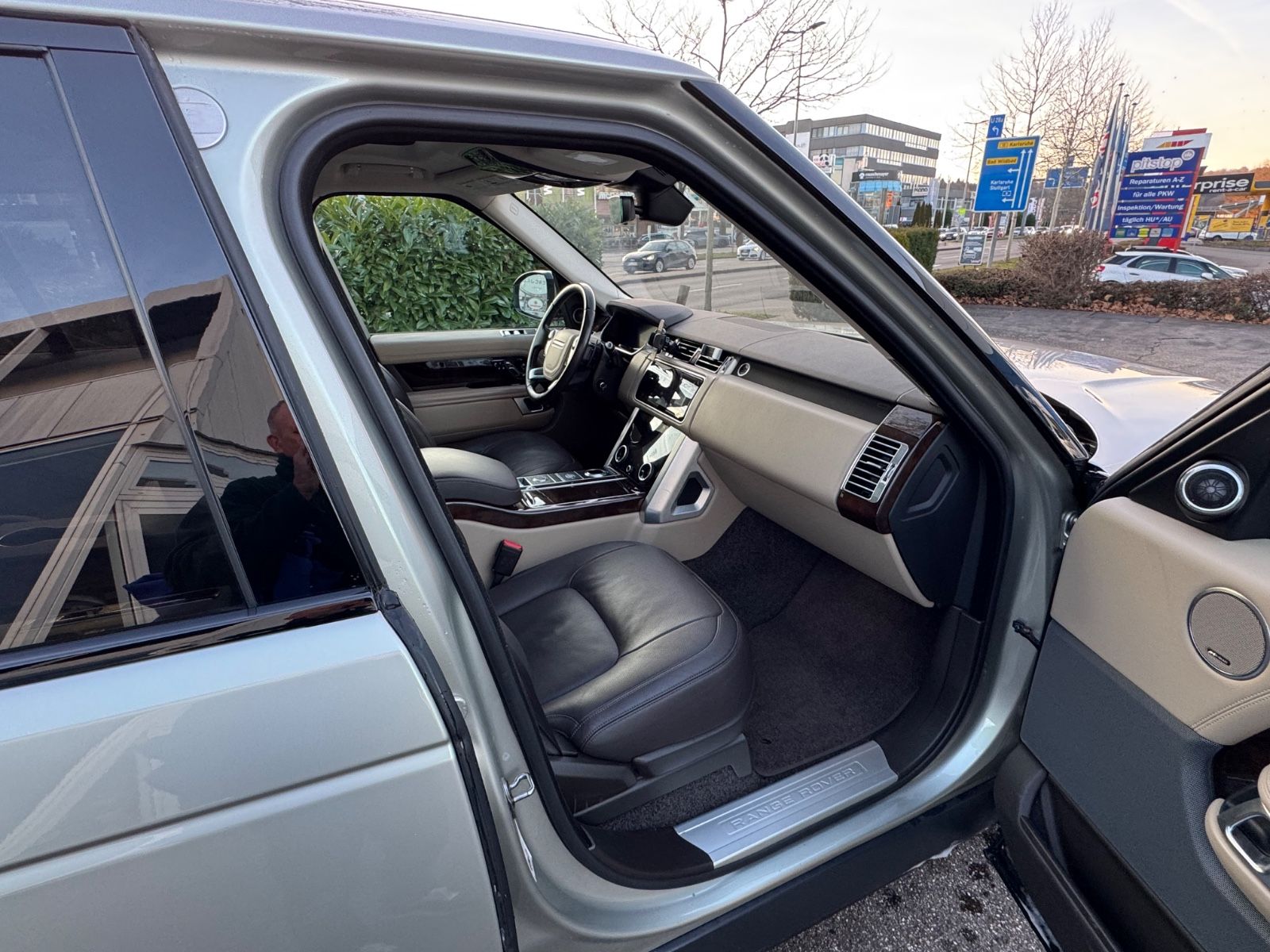 Fahrzeugabbildung Land Rover Range Rover HSE  **aussergewöhnlich **