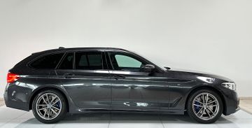 Fahrzeugabbildung BMW 530i M Sport SAG Kamera H/K NavPro AHK Alarm HUD