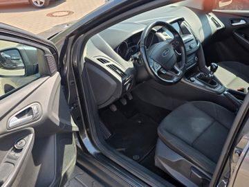Ford Focus - 9