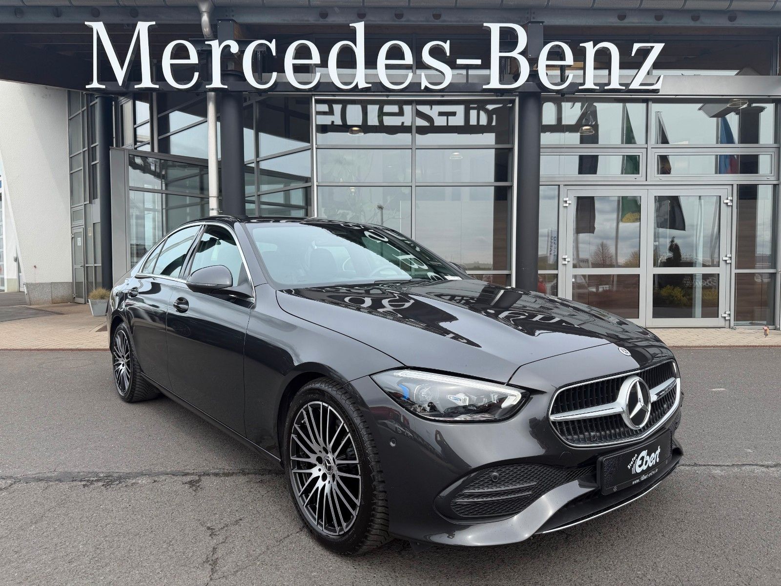 Fahrzeugabbildung Mercedes-Benz C 200d Avantgarde+Dirstr+Memory+Digital+TotW+
