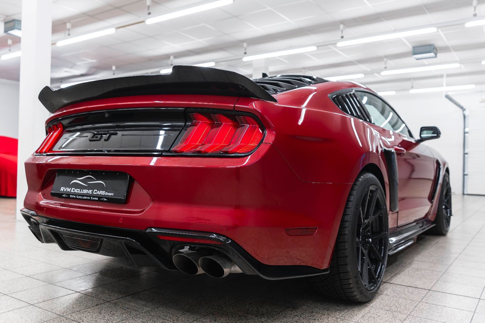 Fahrzeugabbildung Ford Mustang GT 5.0L LED KAM CARPLAY TOTW PDC ROTI