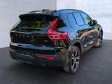 Volvo XC 40 Plus Dark 2WD - Volvo XC40 Gebrauchtwagen in München