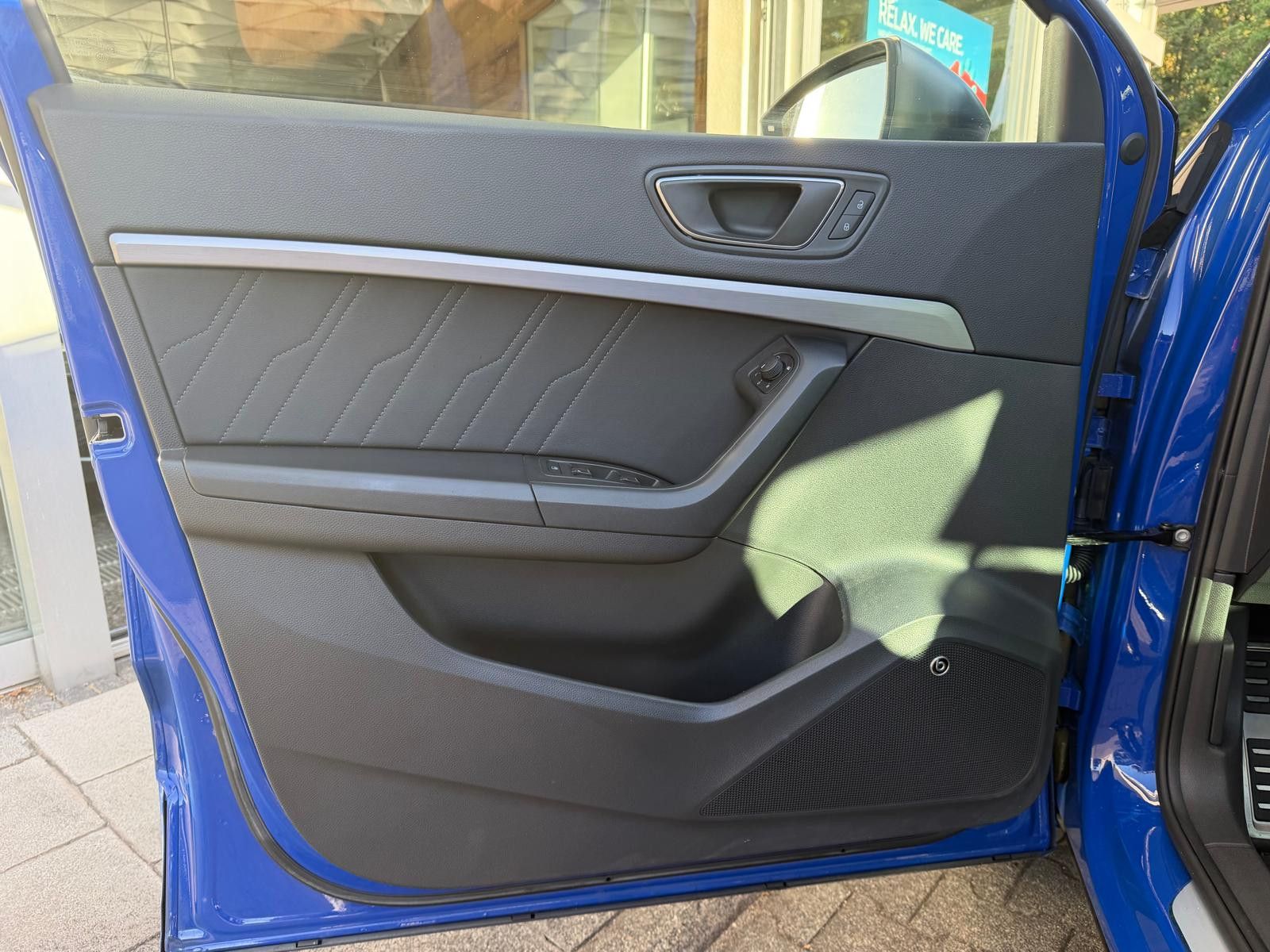 Fahrzeugabbildung SEAT Ateca 2.0TDI FR-Line VIRTU+LED+SHZ+KAM+TEMP+AHK+
