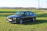 BMW Oldtimer BMW M3 E30 Bj. 1988 194 PS - BMW M3 mit Benzin-Antrieb: Limousine, E30