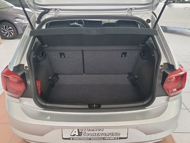 Fahrzeugabbildung Volkswagen Polo 1.0 Comfortline NAVI SHZ PDC CLIMATR. TEMPO