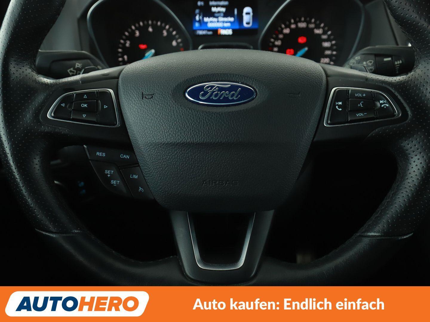 Ford Focus 1.0 EcoBoost ST-Line Aut*NAVI*TEMPO*CAM*