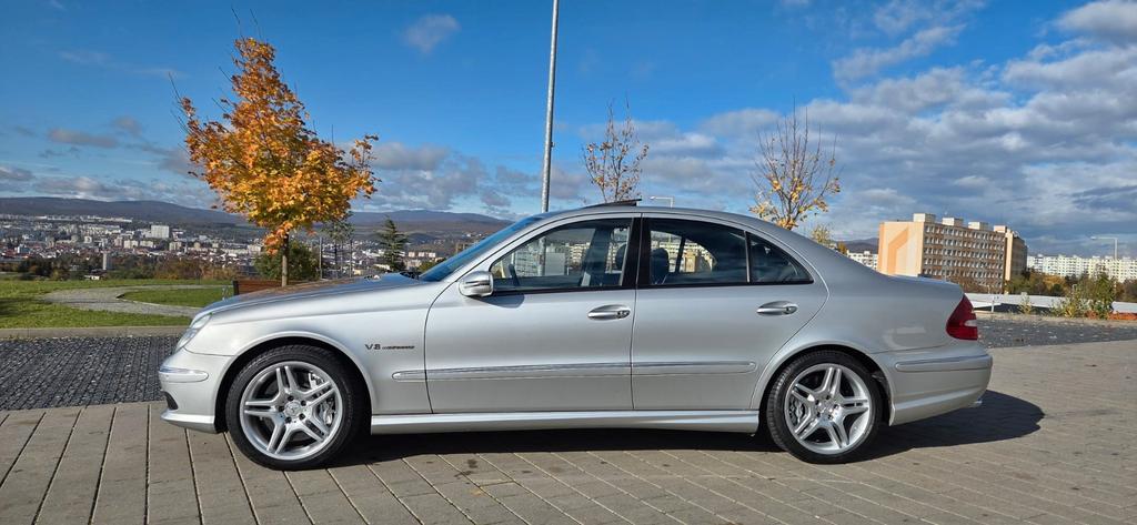 Mercedes-Benz E 55 AMG