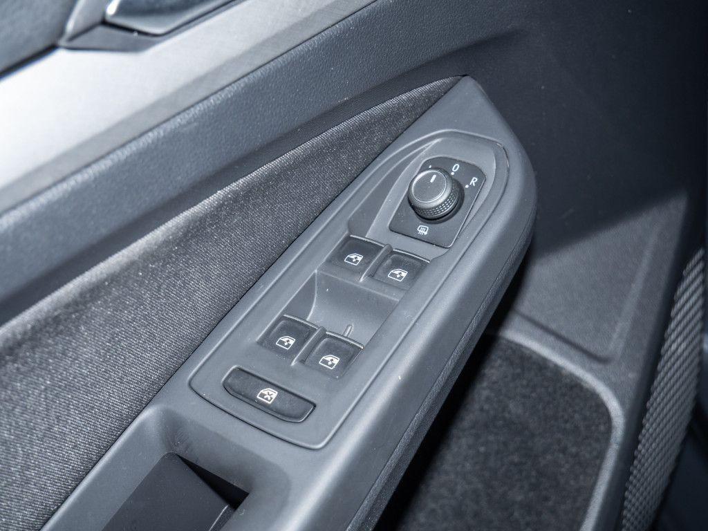 Volkswagen Golf VIII Variant 1.0 TSI DSG Life Navi LED PDC, миниатюра 19