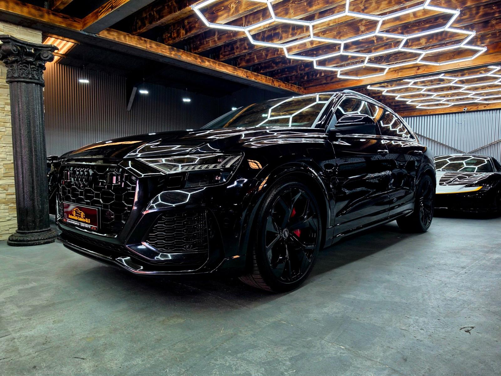 Audi RSQ8 Quattro/B&O/MATRIX/KERAMIK/HEADUP/AHK/STDHG