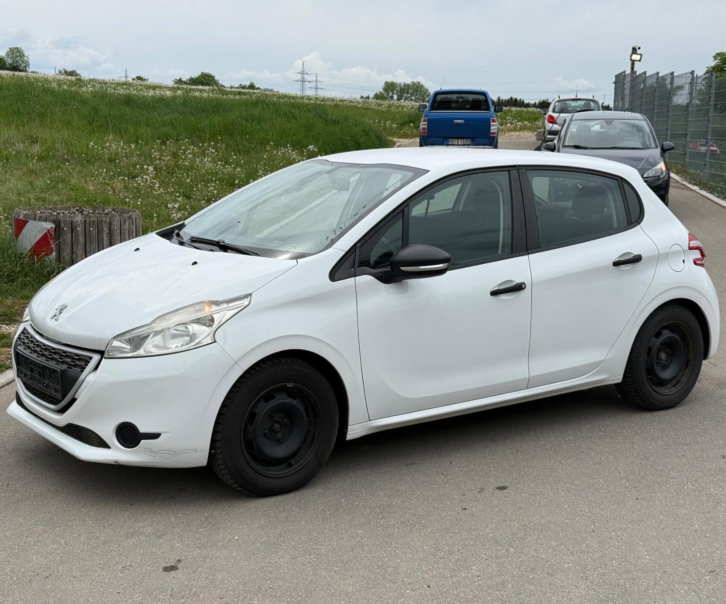 Peugeot 208 1.0 *KLIMA*TEMPOMAT*EURO.5*ALUFELGEN*5.TÜRIG