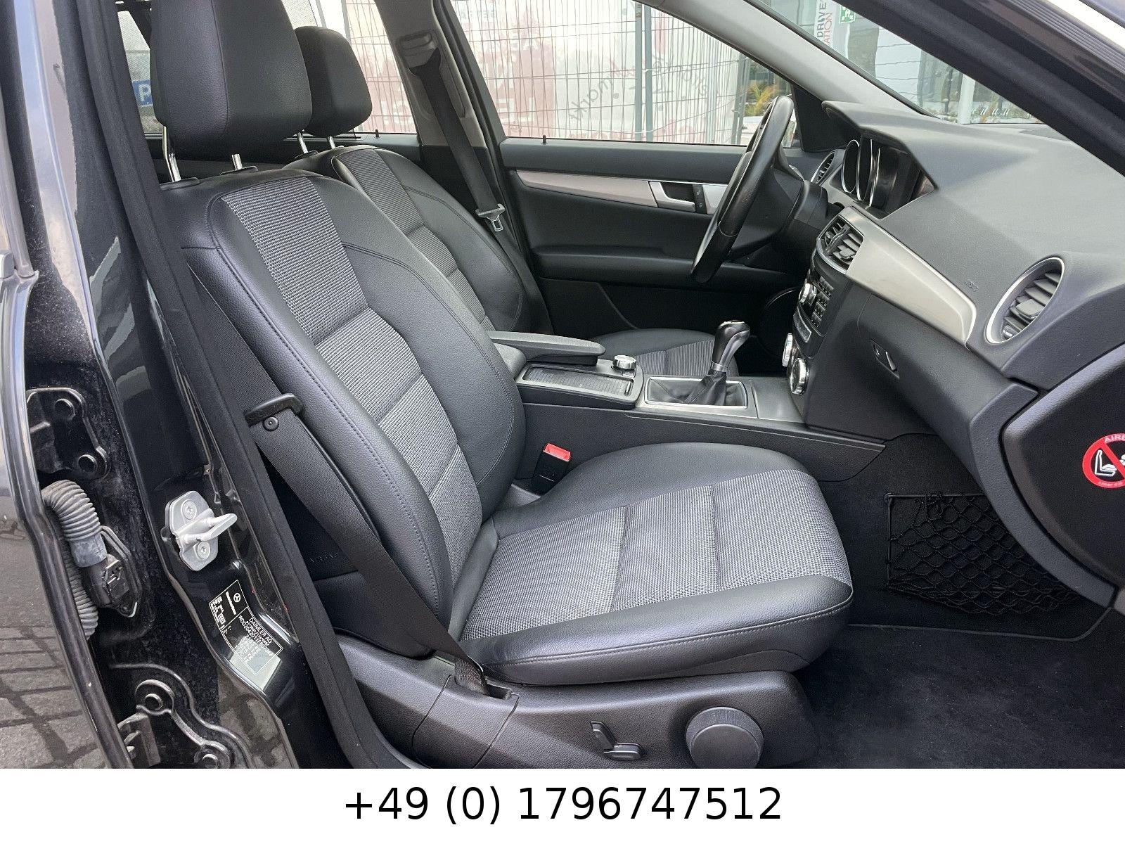 Mercedes-Benz C200 2011 — photo 12