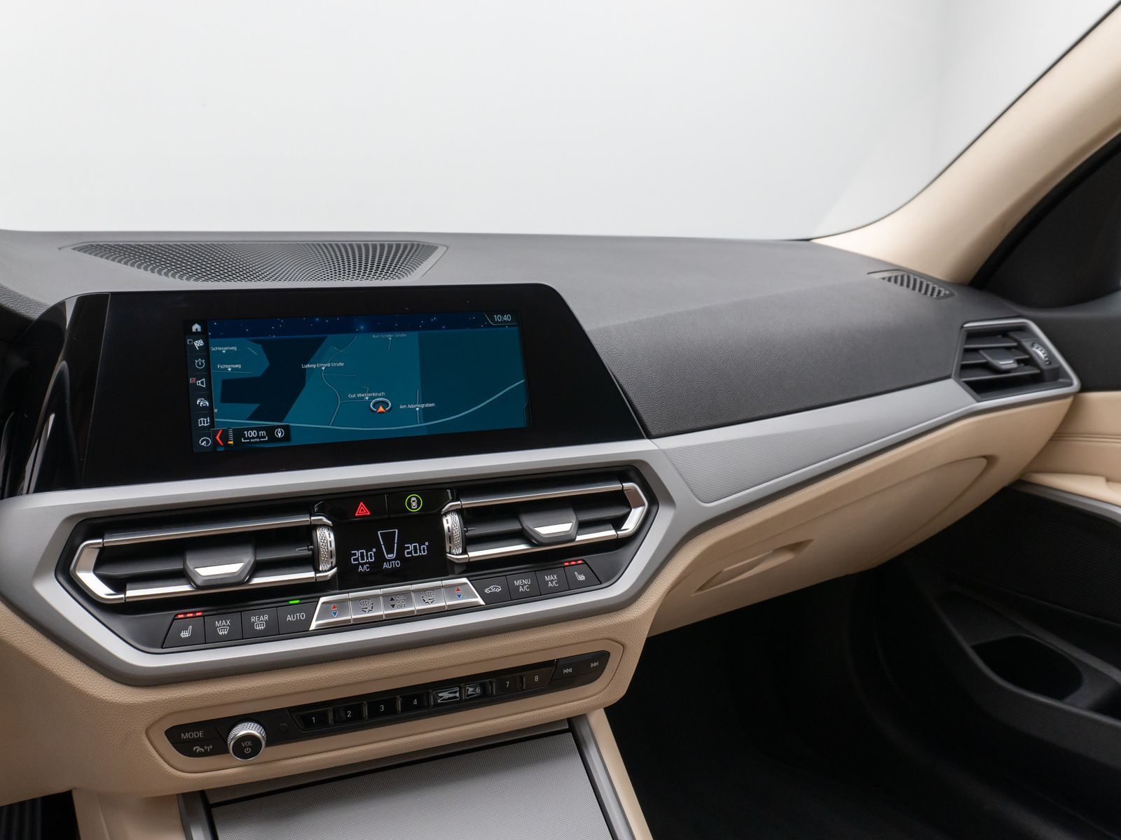 Fahrzeugabbildung BMW 320d xD CockPit+ Lenkrhzg Lordos Stndhz PDC AHK