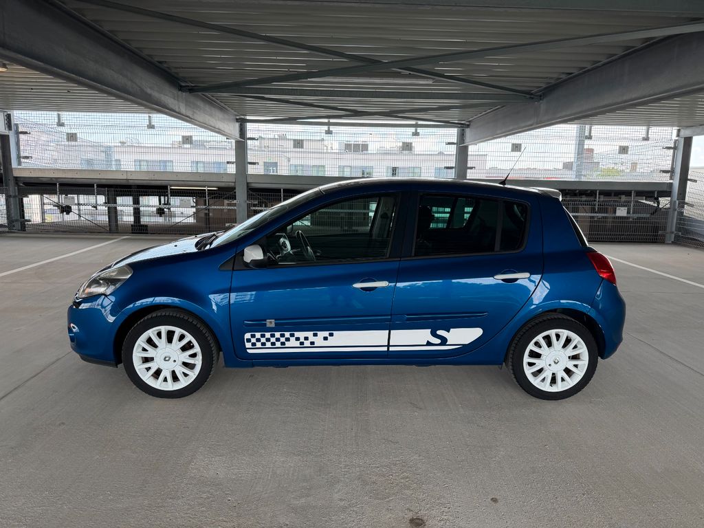 RENAULT Clio Dynamique TCE 100 Sport RENAULT Clio Dynamique TCE 100 Sport