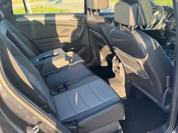 Volkswagen Tiguan Allspace - 10
