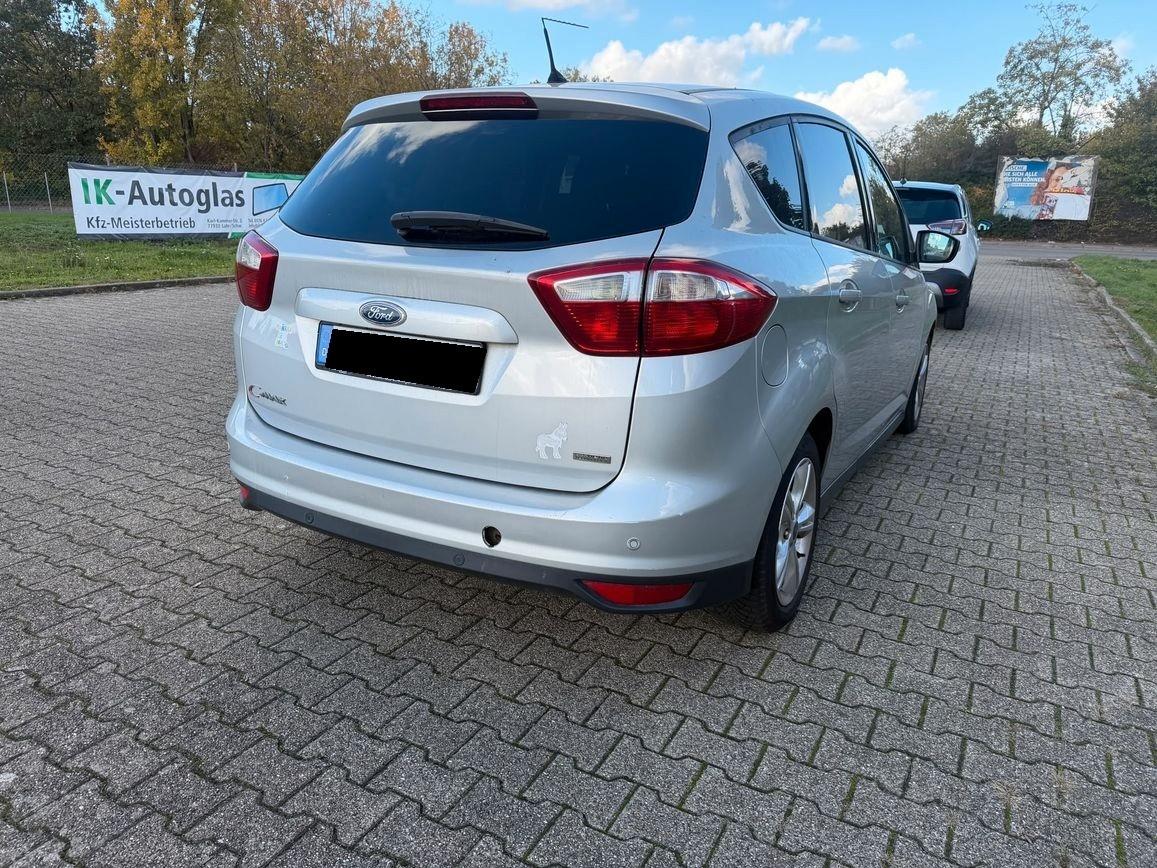 Ford C-MAX 2013 — двигун 998 cm³, 125 HP (92kW)