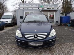 Fahrzeugabbildung Mercedes-Benz B 200 B 200 (245.233) **AHK / TÜV-NEU / SERVICE-