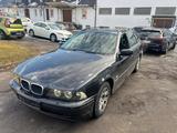 BMW 520i A Touring - BMW 520 aus 2000: 520i
