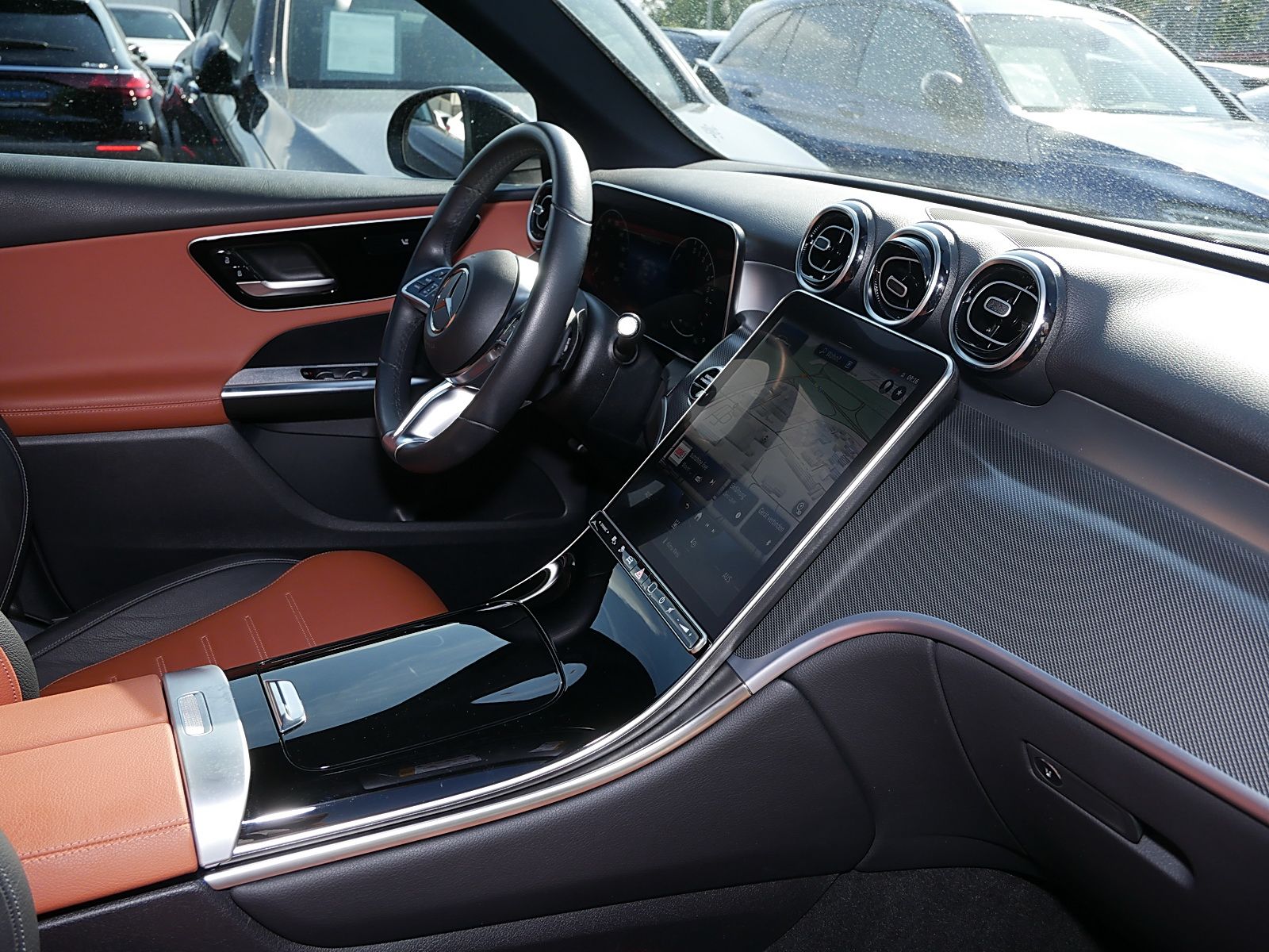 Mercedes-Benz GLC 300 e 4MATIC Avantgarde Ambiente-Licht LED foto 4