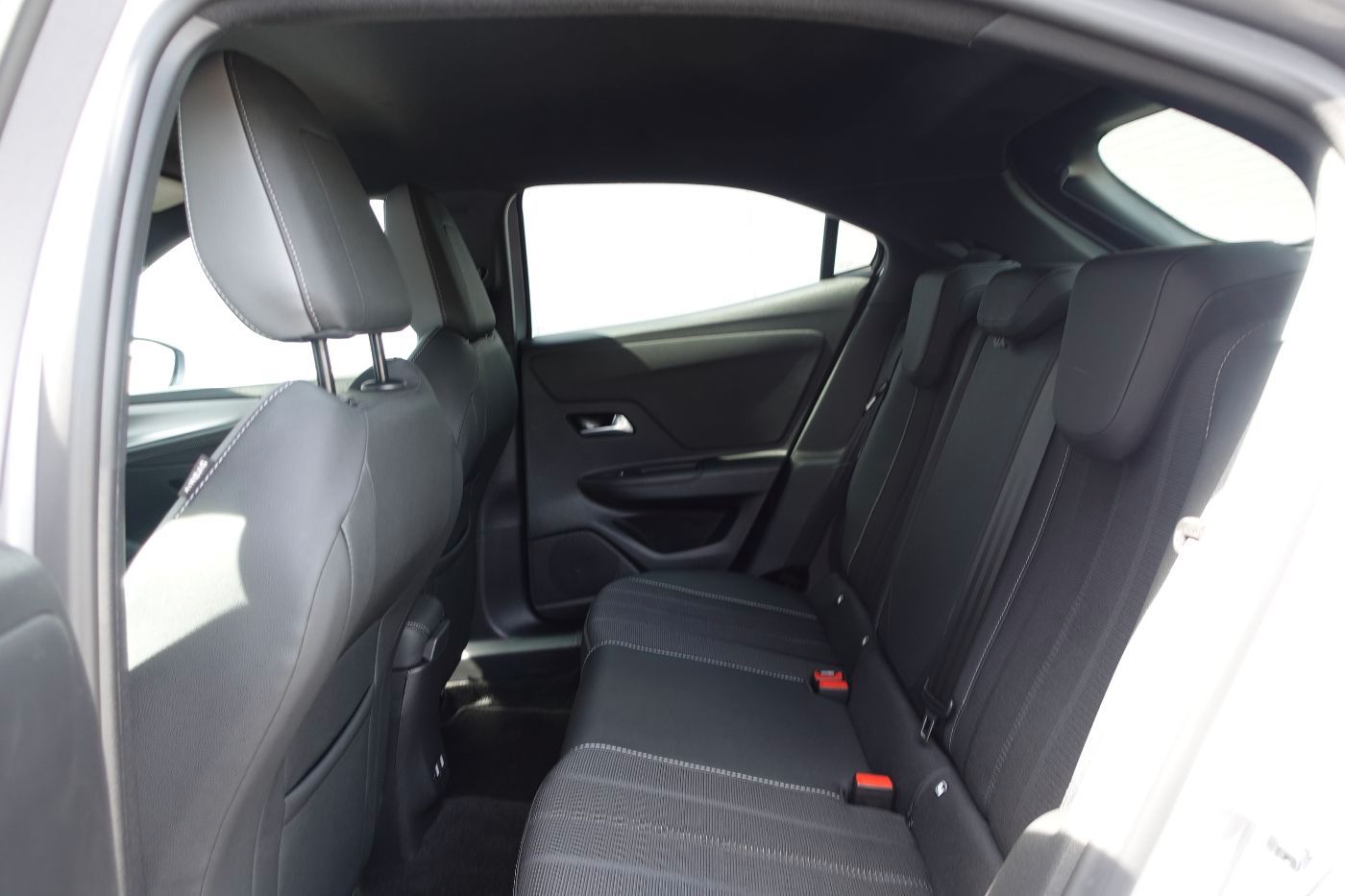 Fahrzeugabbildung Opel Mokka 1.2 Turbo GS KlimaA,LED,SHZ,Kam.,PDC