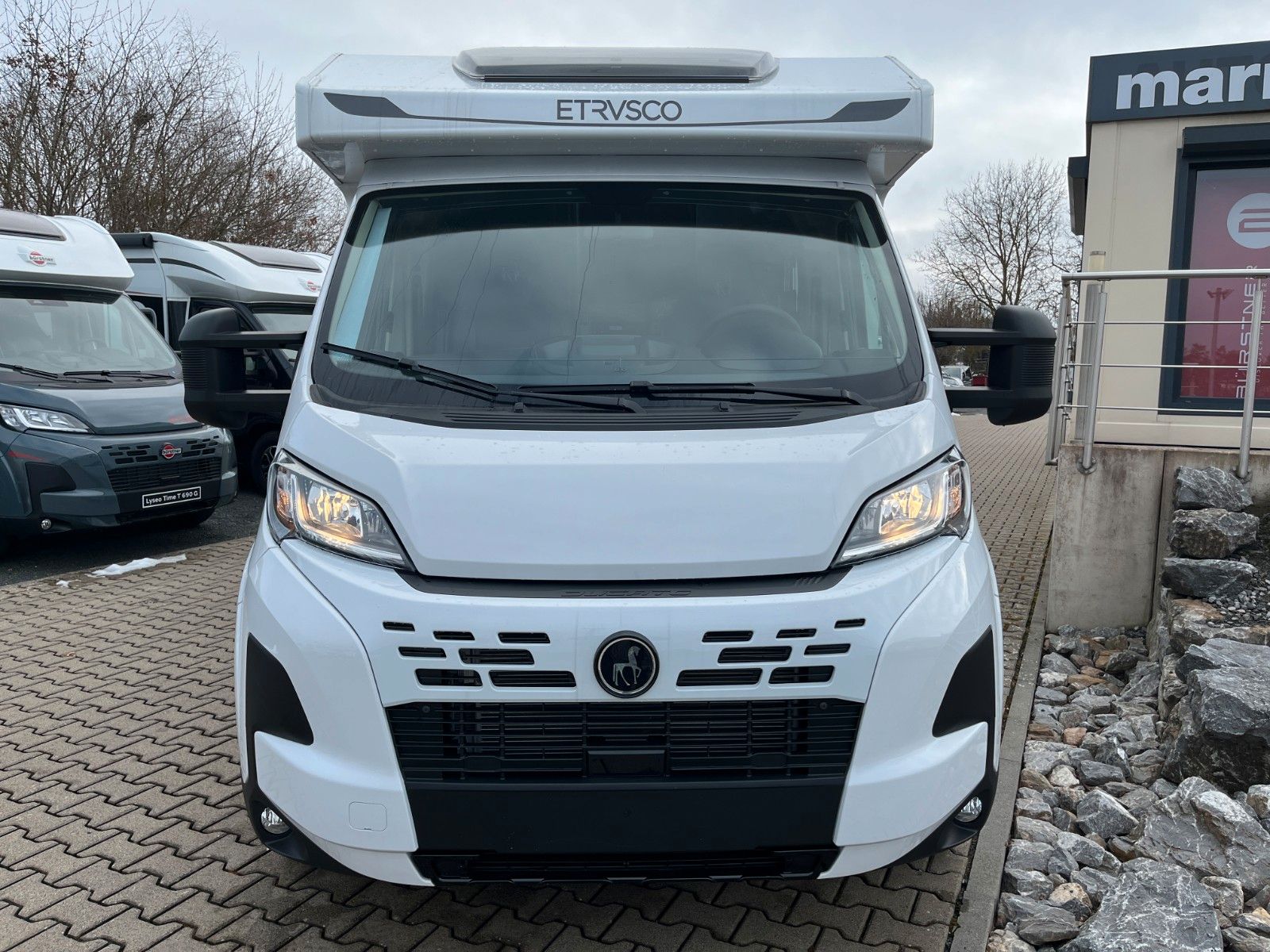 Fahrzeugabbildung Etrusco T 6.9 SBC *Automatik*Hubbett*Markise*Komfort Plu