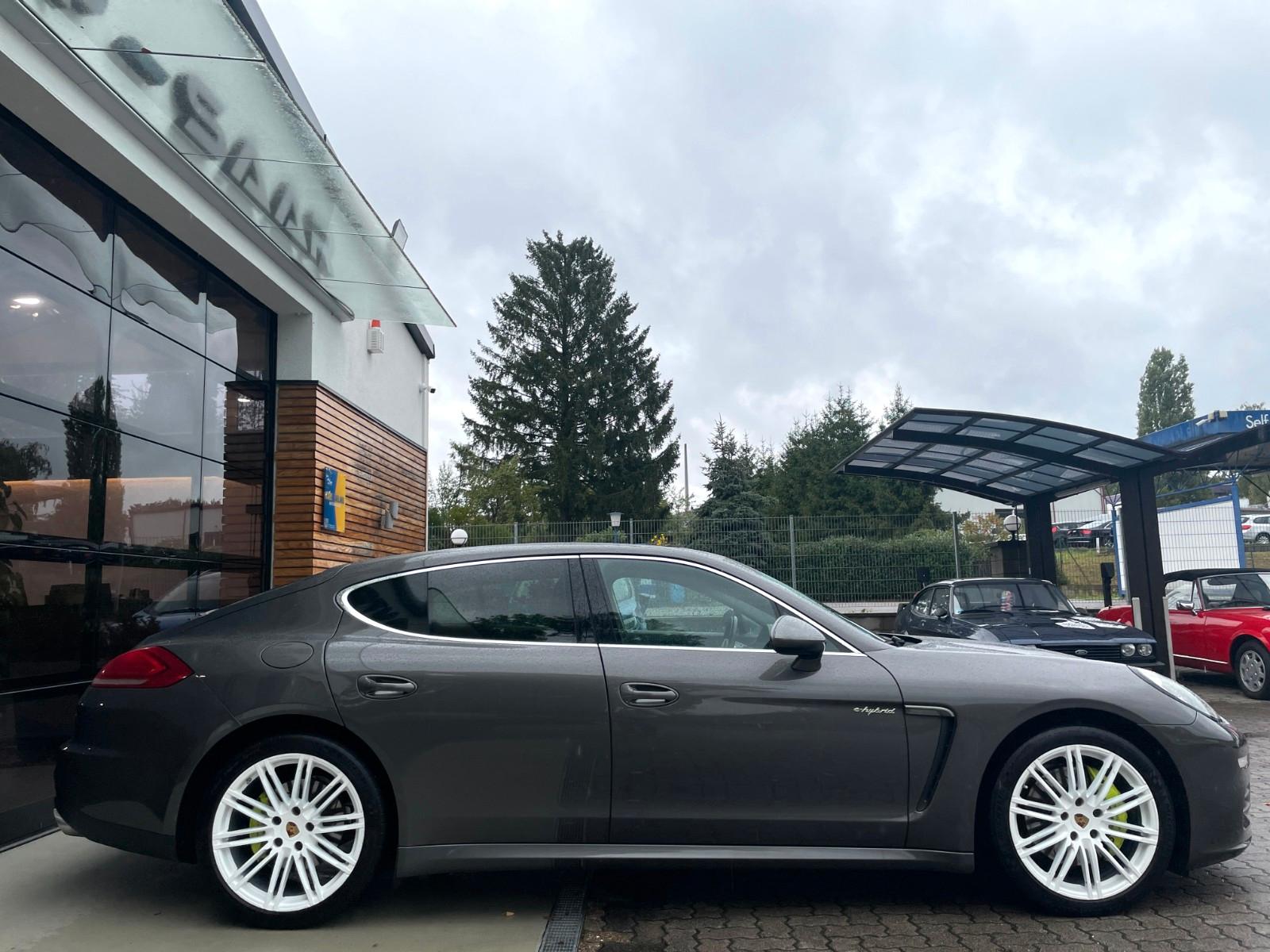 Porsche Panamera E-Hybrid S BOSE/NAVI/CAM
