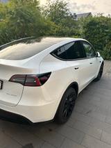 Tesla Model Y Long Range Dual Motor AWD Long Range - Tesla Model Y in Krefeld