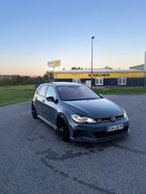 Volkswagen Golf 2.0 TSI 213kW OPF DSG GTI TCR GTI TCR - Volkswagen Golf: GTI Tcr