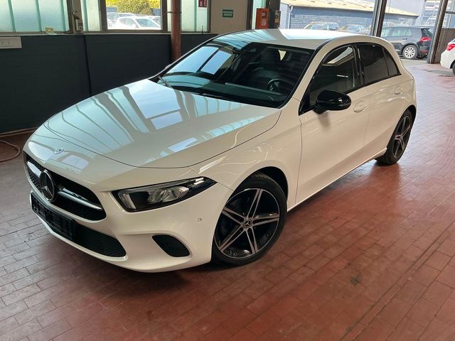 MERCEDES-BENZ A 200 Progressive +LED+MBUX+SITZHZ+KAMERA+TOTW.+