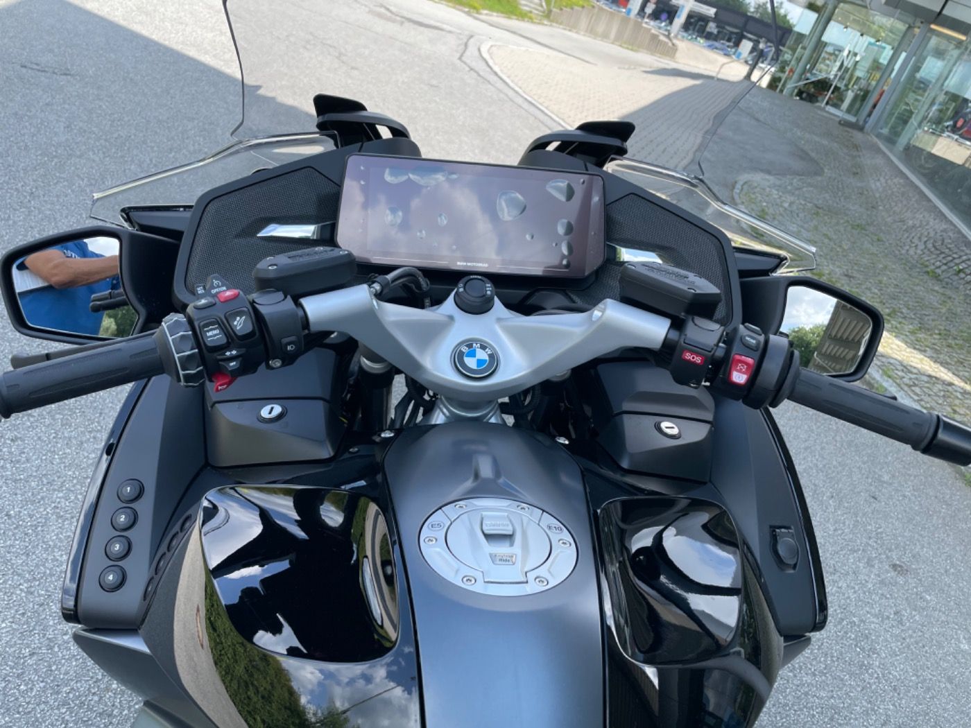Fahrzeugabbildung BMW R 1250 RT Triple Black ACC