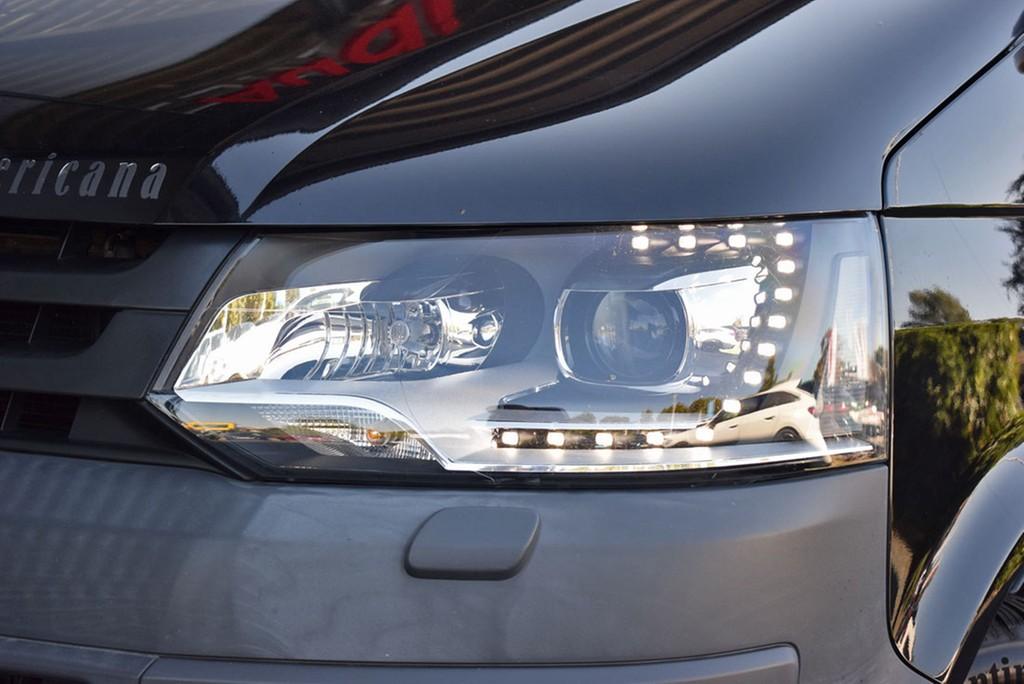 VOLKSWAGEN T5 MULTIVAN