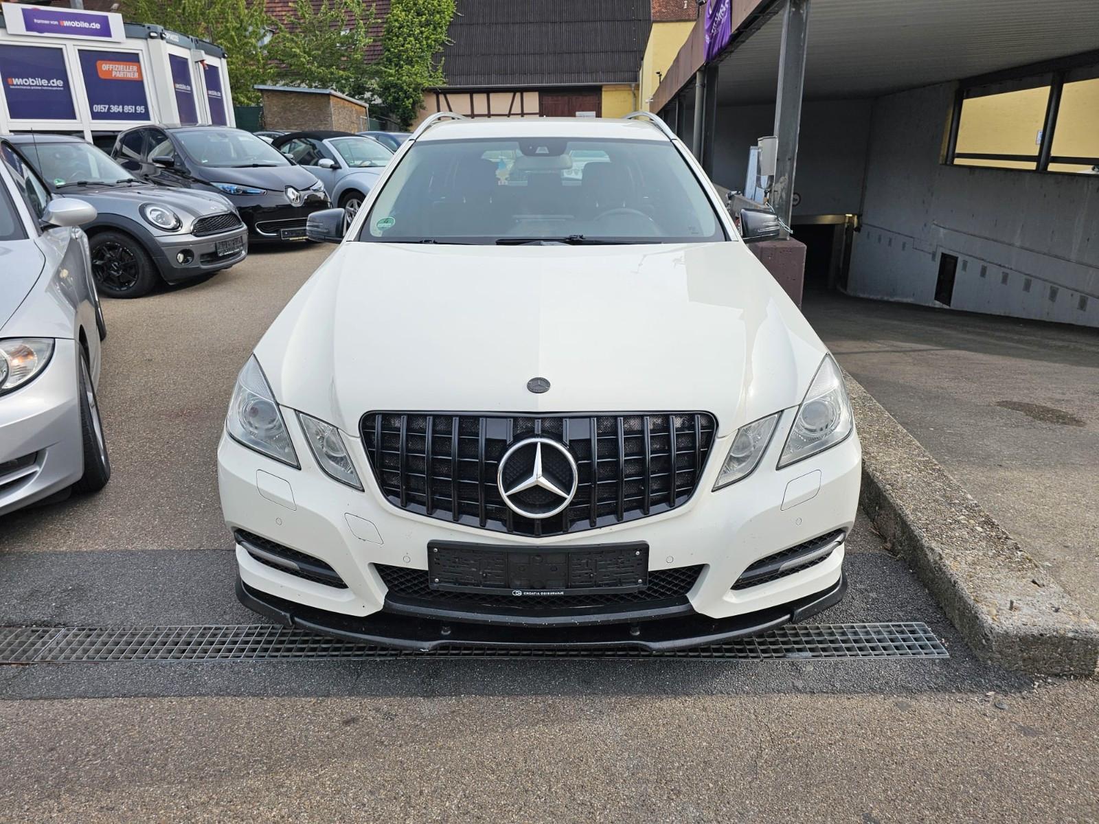 Mercedes-Benz E 200 E T-Modell E 200 CGI *AMG*