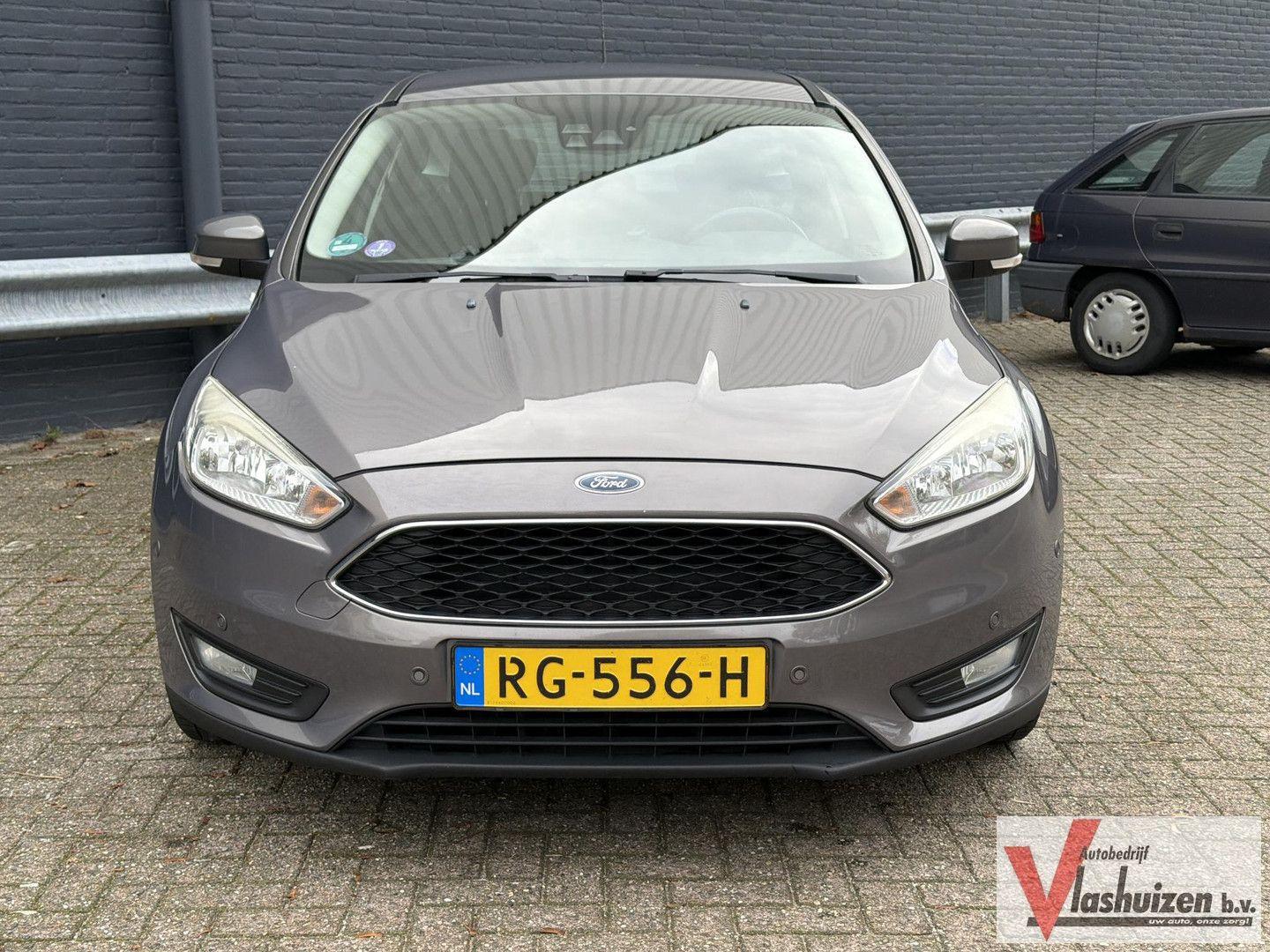 Ford Focus 2014 — photo 5